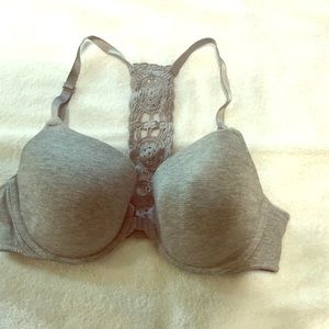 Vs front close bra